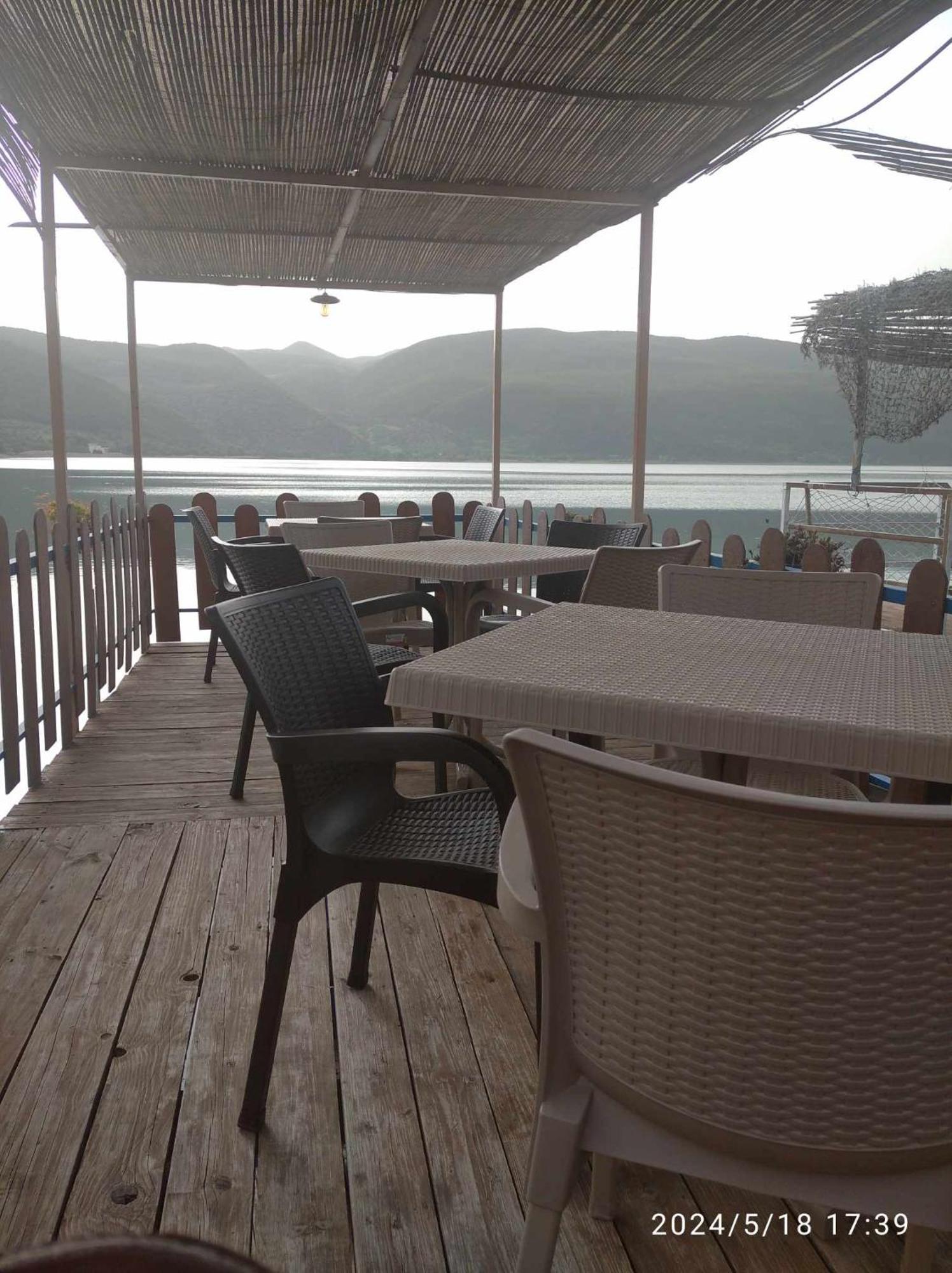 Erda Lakeside Guesthouse Lini Exterior foto