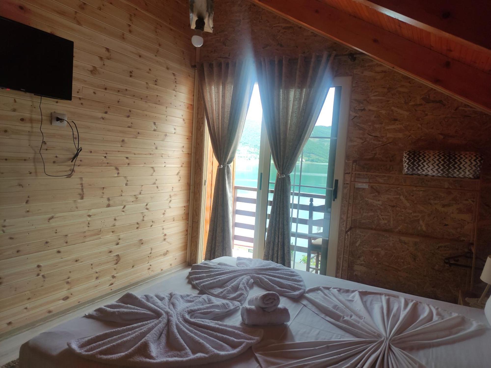 Erda Lakeside Guesthouse Lini Habitación foto