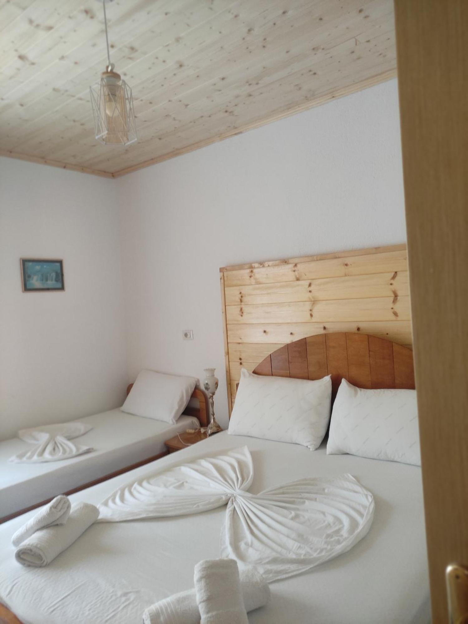 Erda Lakeside Guesthouse Lini Habitación foto