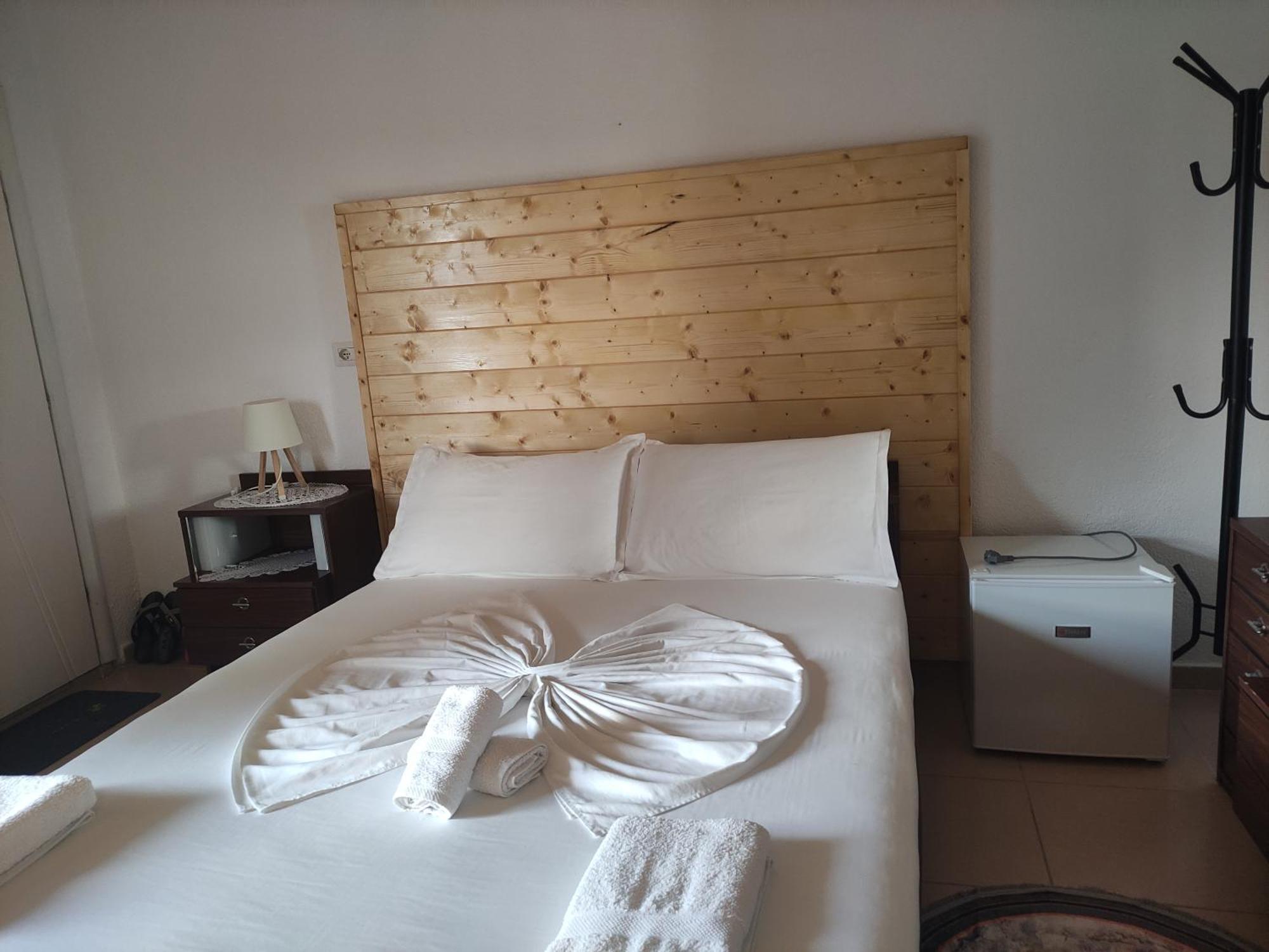 Erda Lakeside Guesthouse Lini Habitación foto