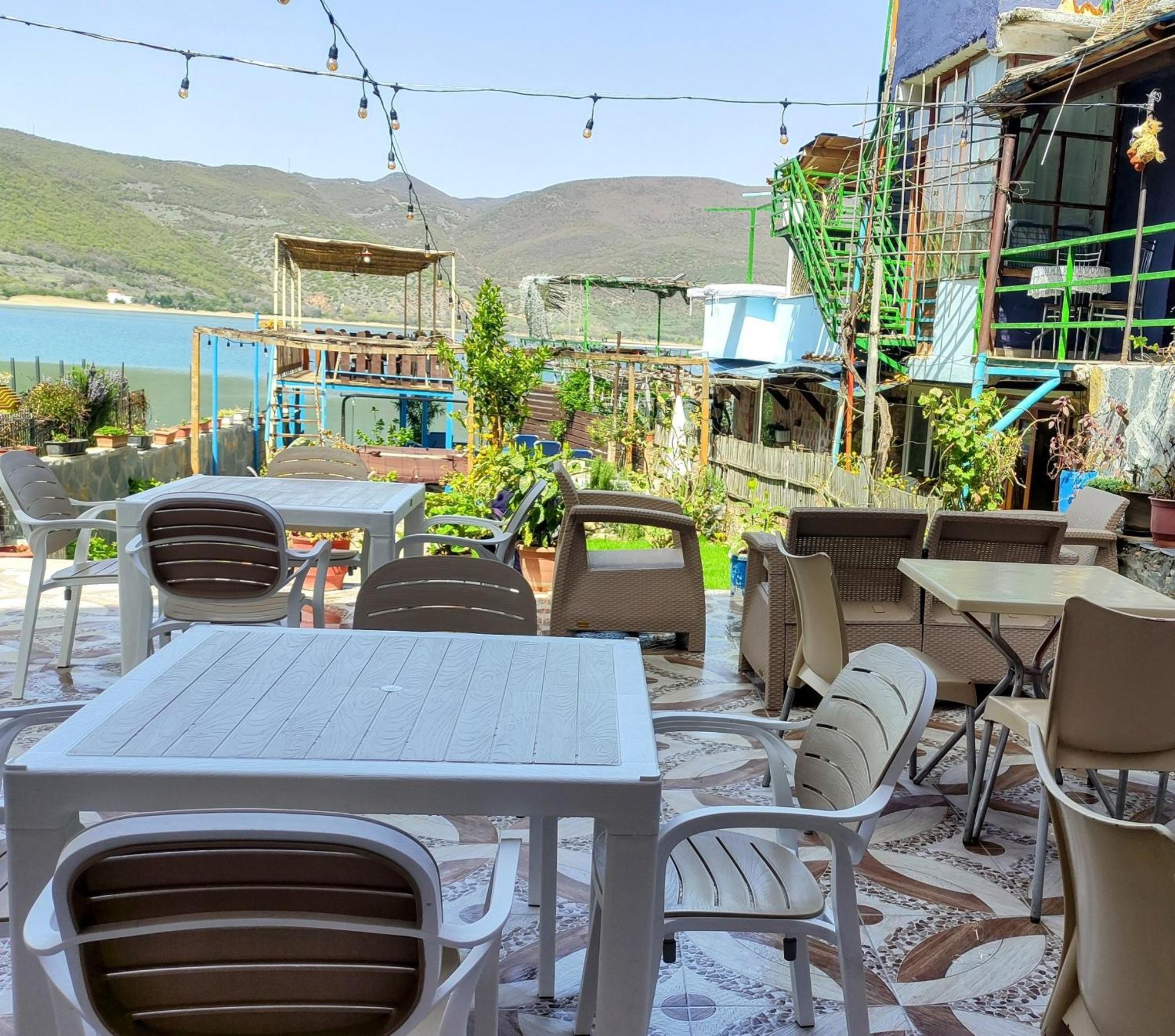 Erda Lakeside Guesthouse Lini Exterior foto