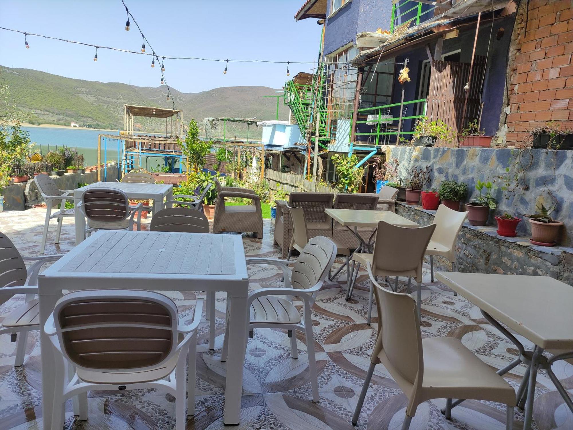 Erda Lakeside Guesthouse Lini Exterior foto