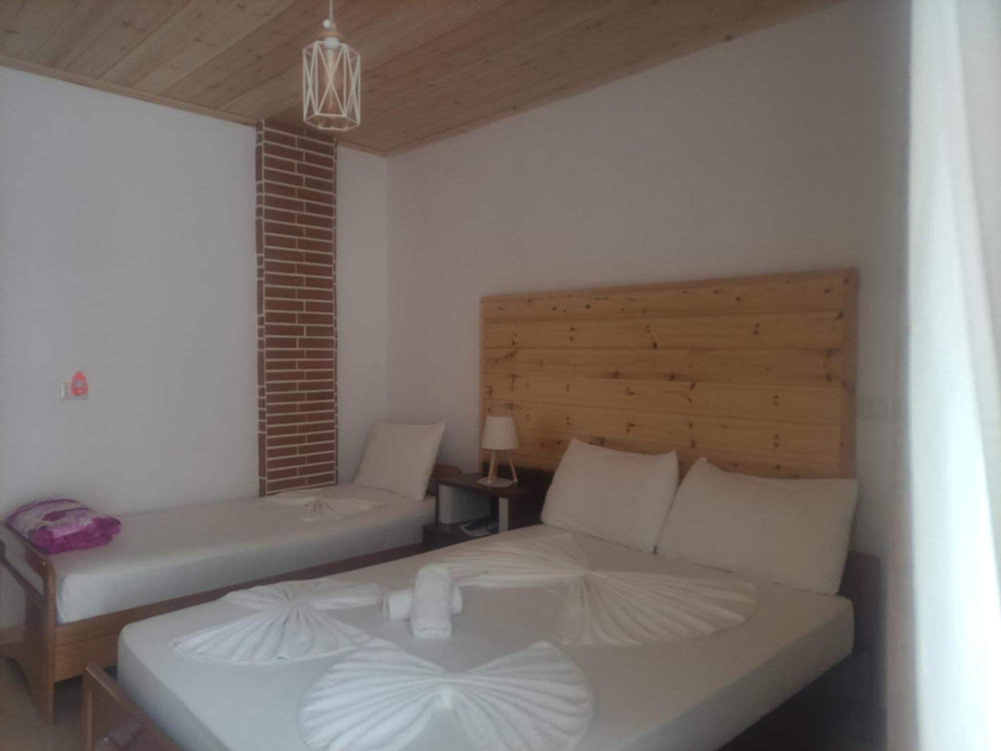 Erda Lakeside Guesthouse Lini Habitación foto